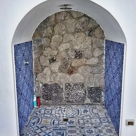 Проживание в семье Casa Masaria Липари